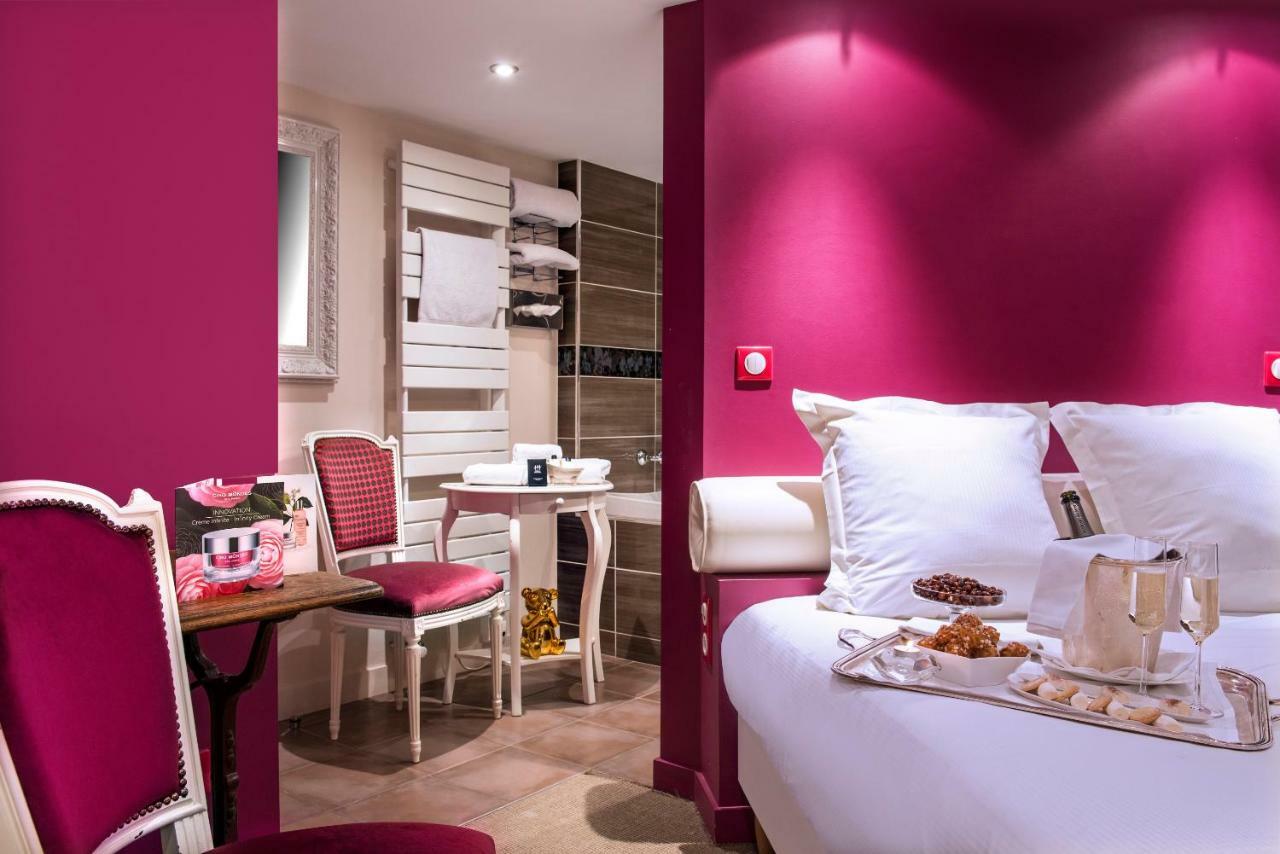 Hotel Spa Frederic Carrion Et Sa Table Gastronomique Vire  Экстерьер фото