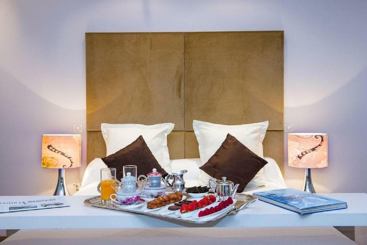 Hotel Spa Frederic Carrion Et Sa Table Gastronomique Vire  Экстерьер фото