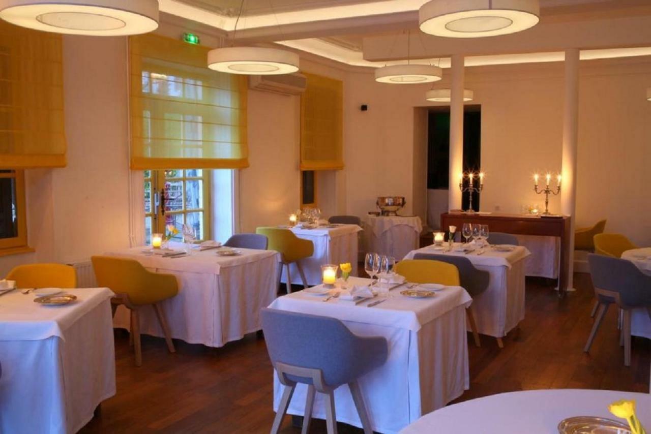 Hotel Spa Frederic Carrion Et Sa Table Gastronomique Vire  Экстерьер фото